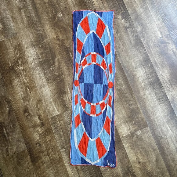 Vena Vintage Scarf in blue and red. - Picture 7 of 12